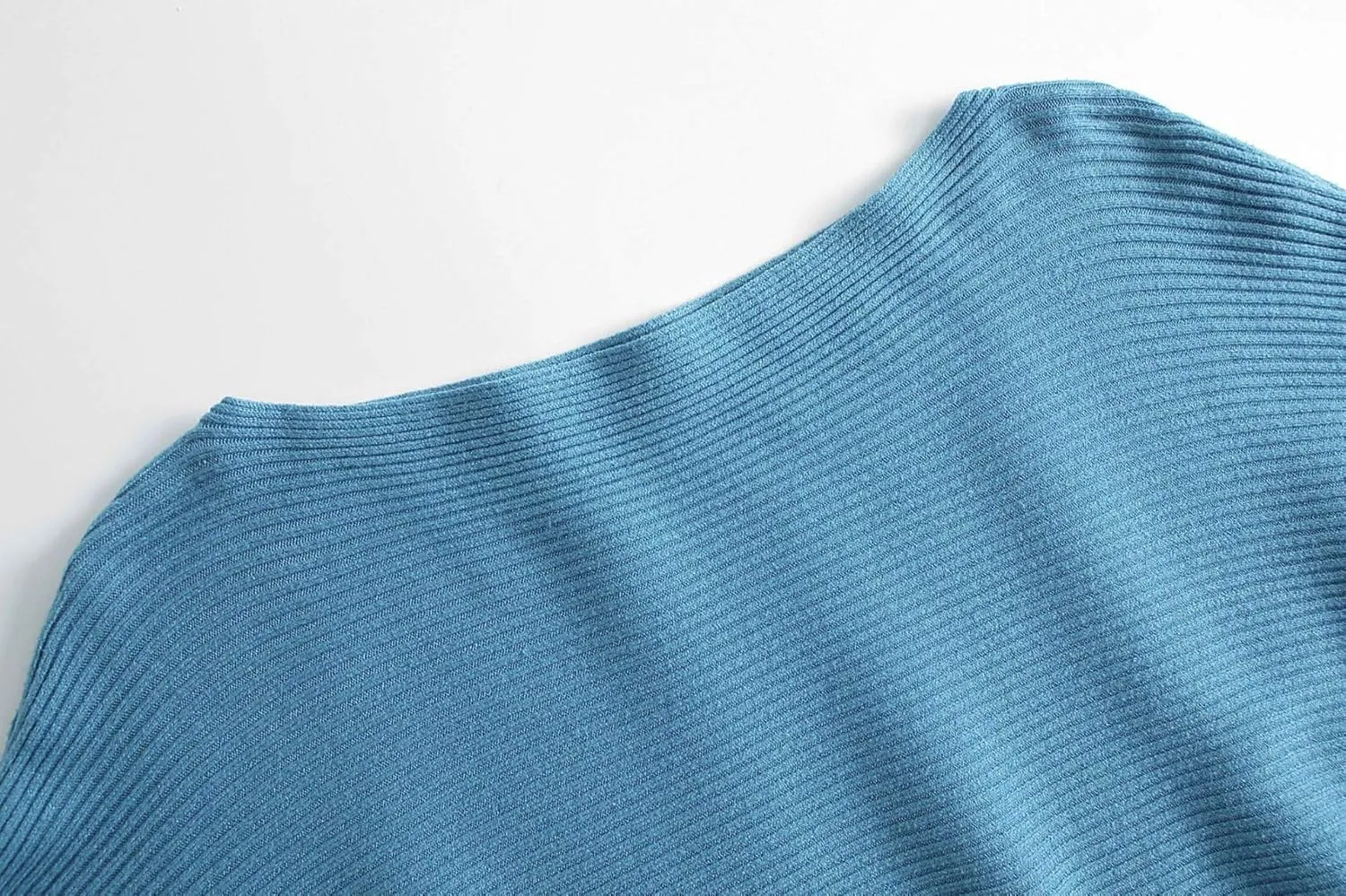 Women's Boat Neck Batwing Sleeves Dolman Fall Winter Knitted Sweaters Pullovers Tops